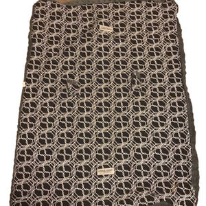 CAR Seat Canopy Black & White Winter Weather